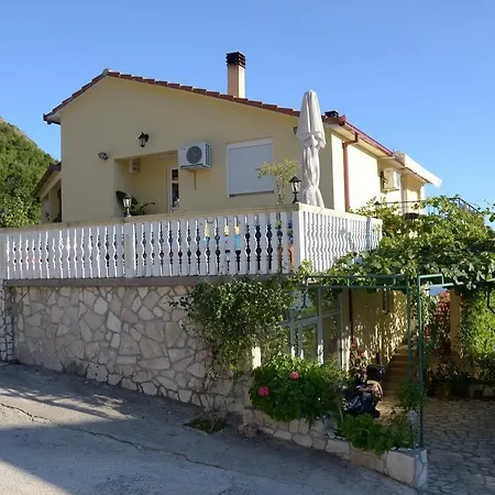 Apartment Marinovic *